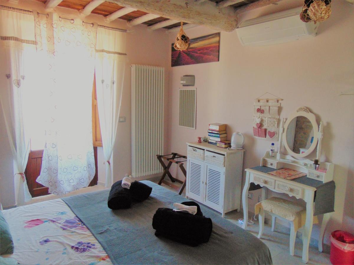 B&B Un Posto Nel Mondo Siena Exterior photo